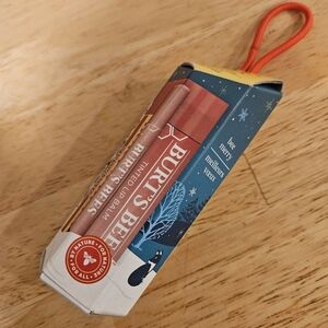 🎄Burt's Bees Mistletoe Kiss Lip Trio🎄